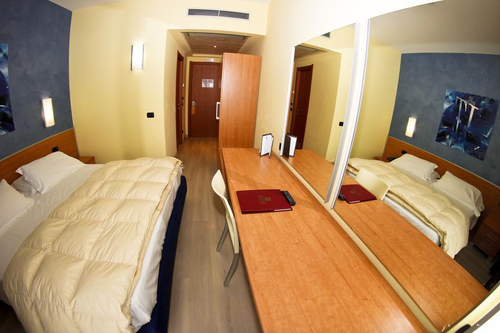 Best Western Hotel Class Lamezia 라메지아 테르메 객실 사진