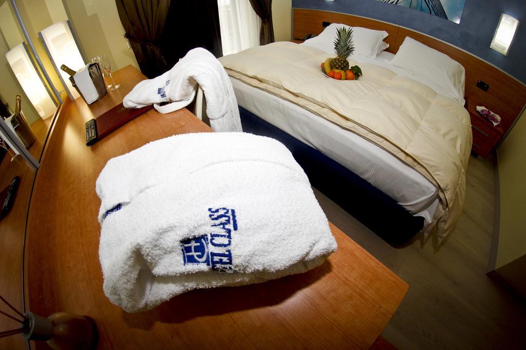 Best Western Hotel Class Lamezia 라메지아 테르메 객실 사진