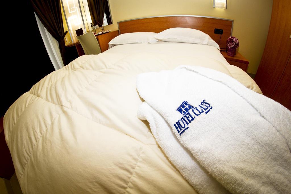 Best Western Hotel Class Lamezia 라메지아 테르메 객실 사진