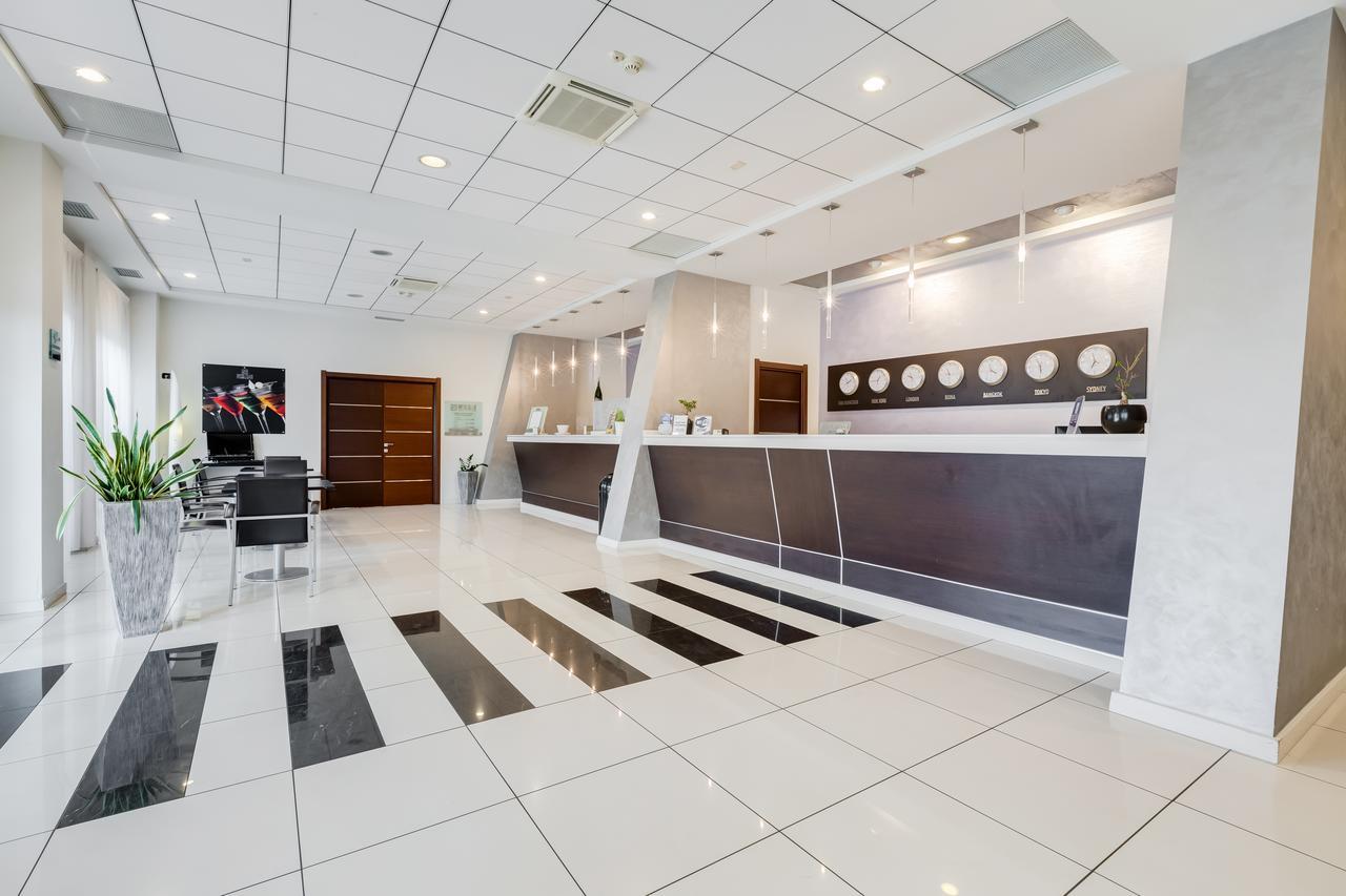 Best Western Hotel Class Lamezia 라메지아 테르메 외부 사진